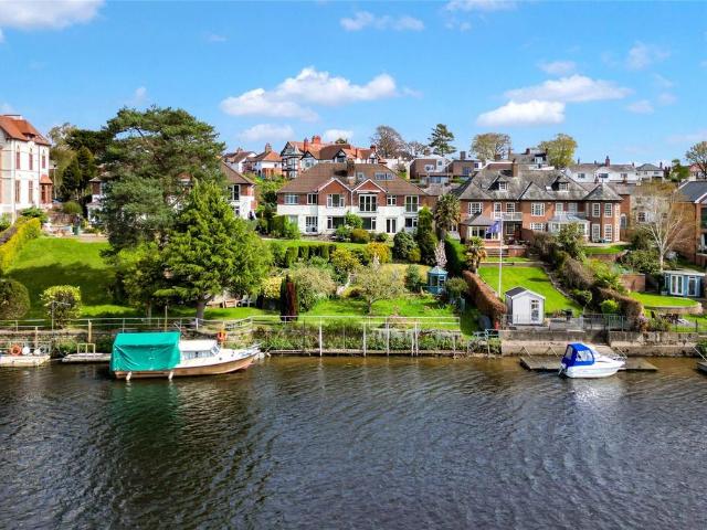 Flat for sale in Hoole, Two Mills