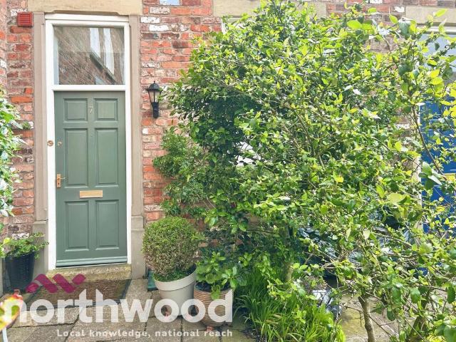 Flat for sale in Meols Cop, Southport