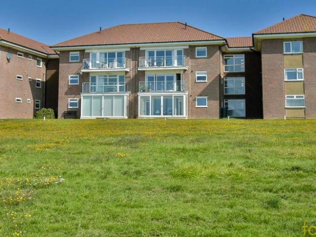 Flat for sale in Pebsham, Heathlands