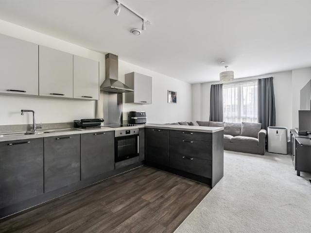 Flat for sale in Fishery, Maidenhead