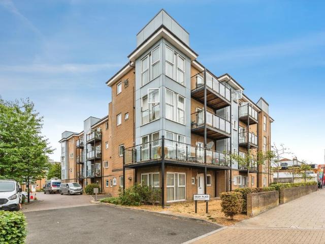 Flat for sale in Shirley, City Of Southampton