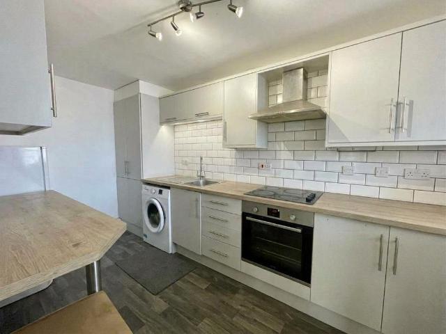 Flat for sale in Avenham, Preston