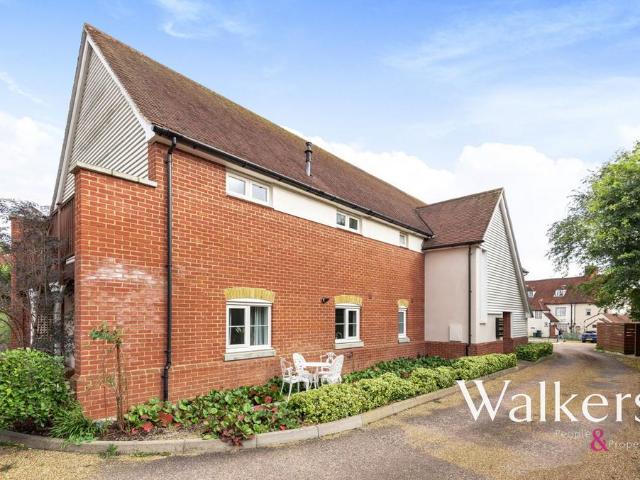 Flat for sale in Ingatestone and Fryerning, Navestock Side