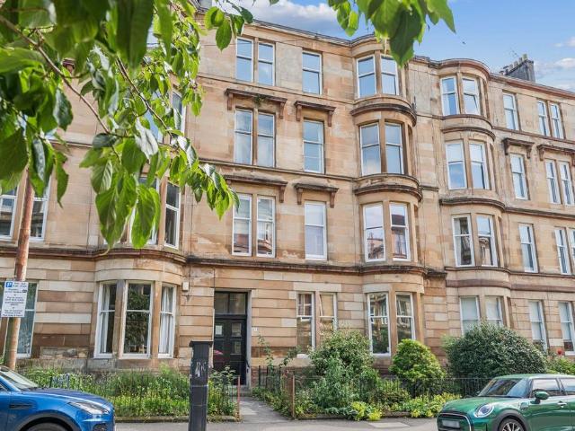 Flat for sale in Park District, Scotland