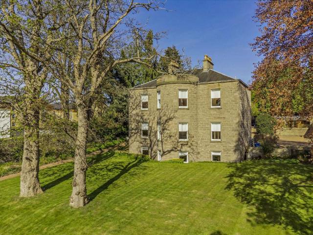 Flat for sale in Bridgend, Moneydie