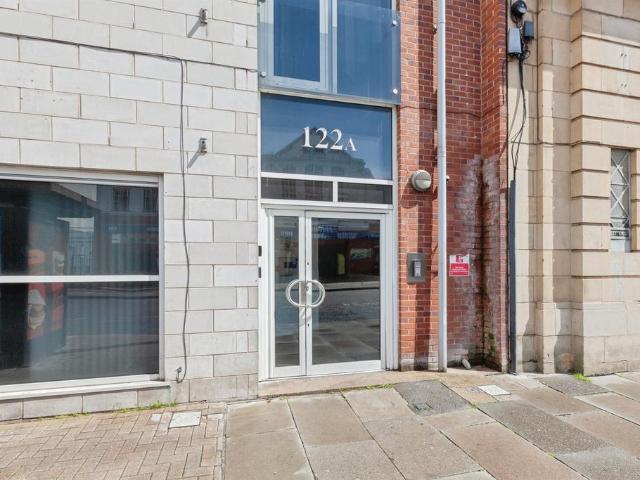 Flat for sale in St Matthew's, Old Wharf