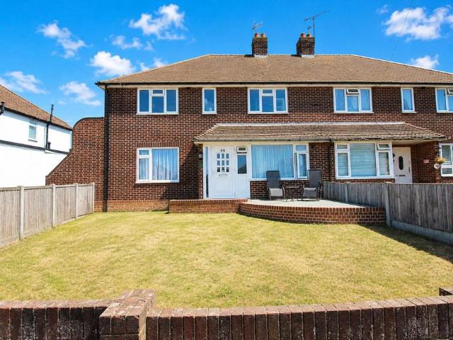 Flat for sale in St. Peter's, Acol