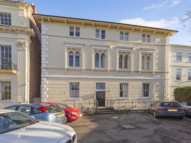 Flat for sale in Montpellier, Golden Valley