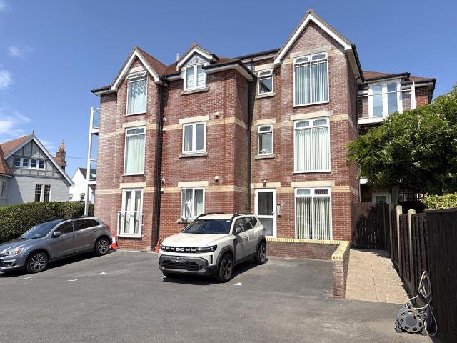 Flat for sale in Swanage, East Dorset