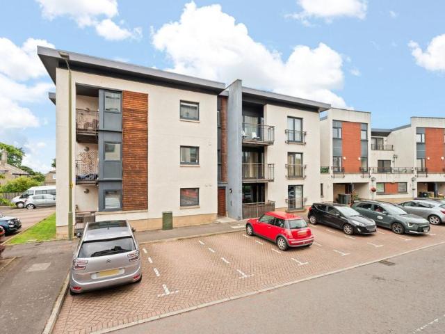 Flat for sale in East Pilton, Scotland