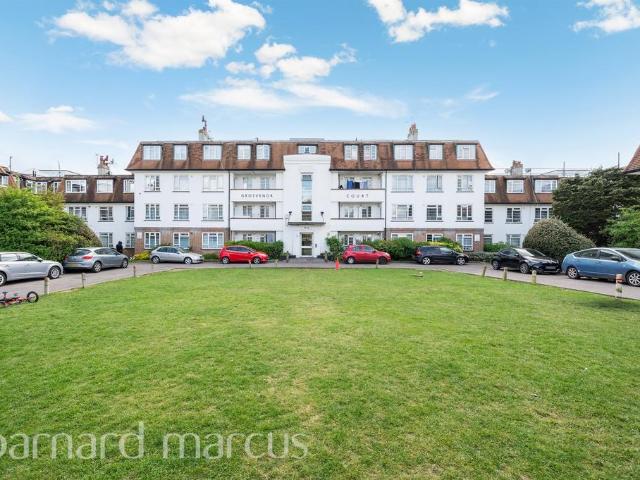 Flat for sale in London Borough of Merton, Greater London