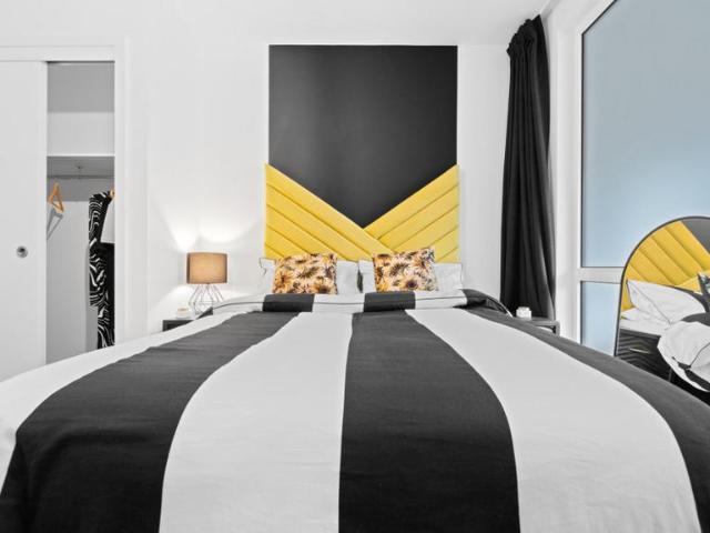 Flat for sale in London Borough of Tower Hamlets, Greater London