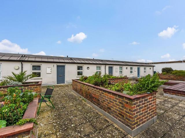 Flat for sale in Chichester, Littlecote