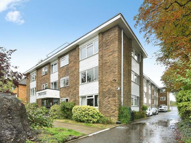 Flat for sale in Withdean, Brighton