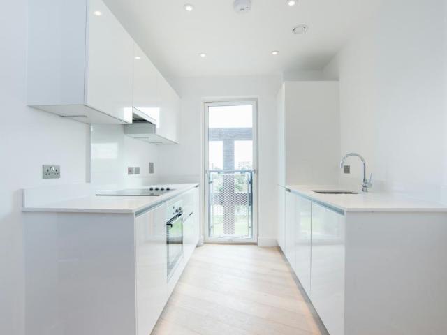 Flat for sale in Islington, Greater London