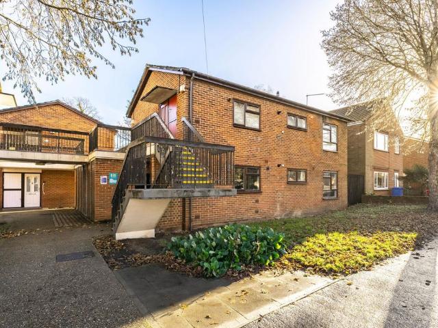 Flat for sale in Heigham Grove, East Bank