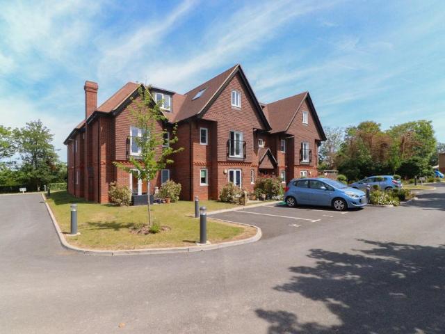 Flat for sale in Westgate-on-Sea, Acol