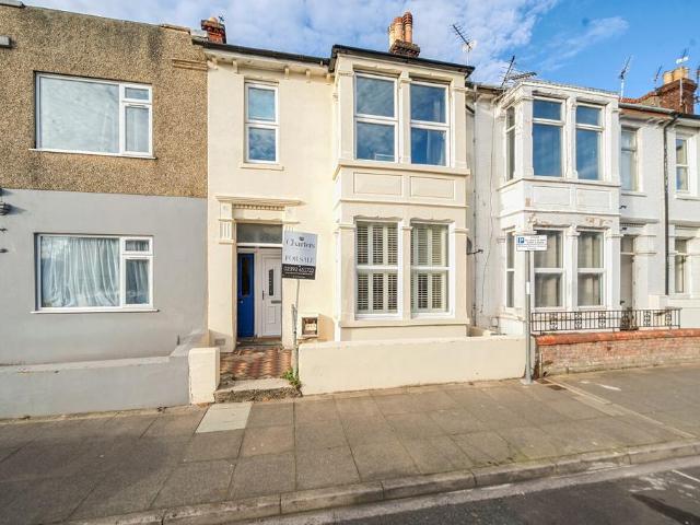 Flat for sale in Tipner, City Of Portsmouth