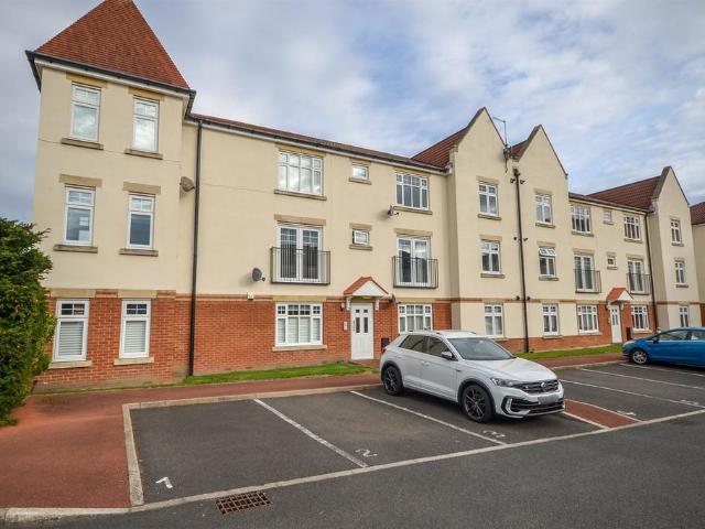 Flat for sale in Hylton Lane Estate, Isle Of Man