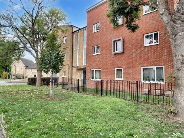 Flat for sale in Old Fletton, Peterborough