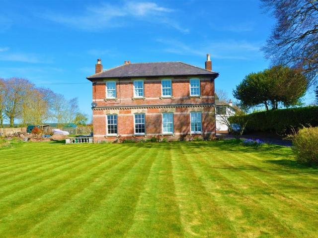 Flat for sale in Barton Stacey, Hampshire