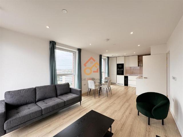 Flat for sale in Alperton, Greater London