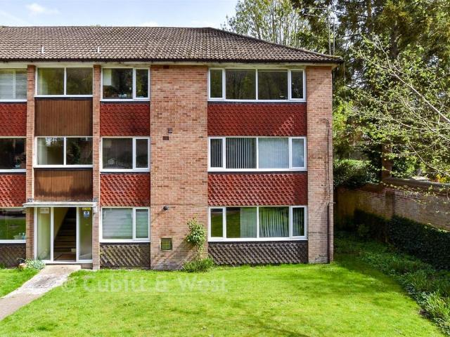 Flat for sale in Hillview, Isle Of Man