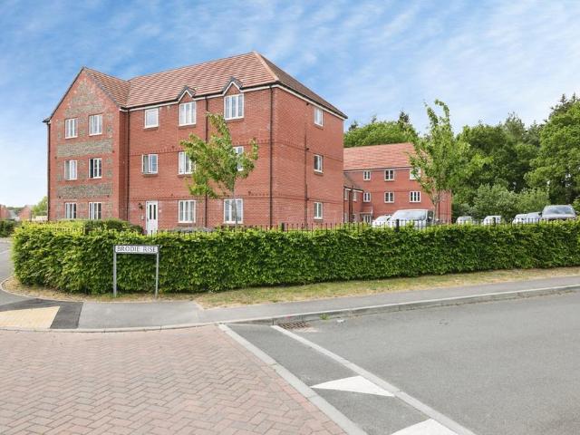 Flat for sale in Salisbury, Wiltshire