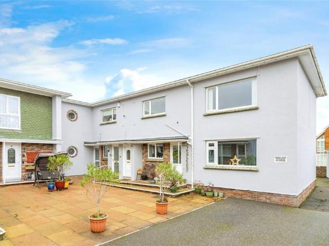 Flat for sale in St Michaels, Livermead