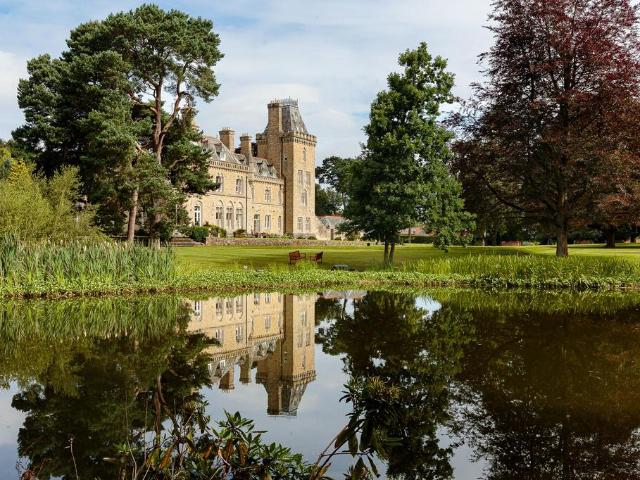 Flat for sale in Sandiway, Cheshire