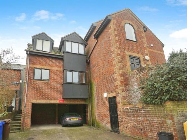 Flat for sale in Broomhill, Crookesmoor