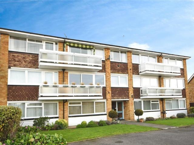 Flat for sale in Shoeburyness, Southend-on-Sea
