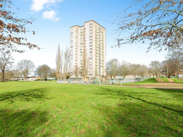 Flat for sale in Bedwell, Shephall