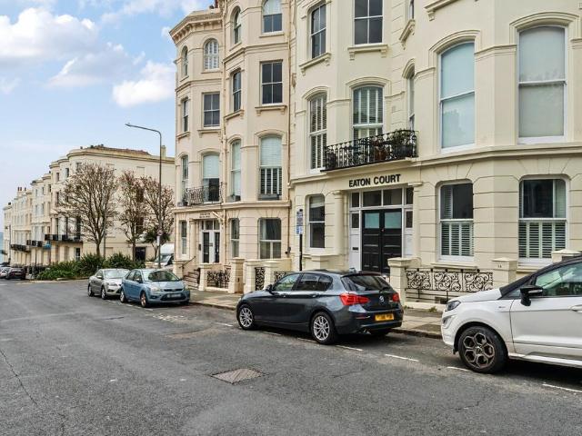 Flat for sale in Kemptown, Brighton & Hove