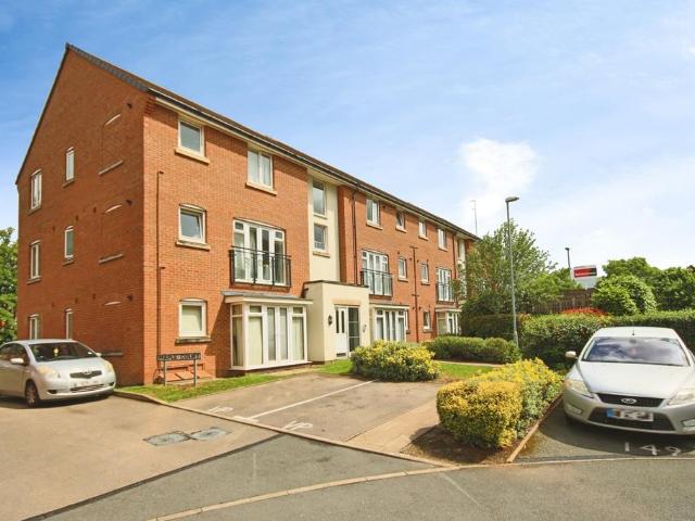 Flat for sale in West Midlands