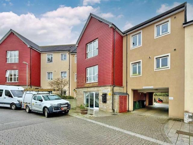 Flat for sale in Beacon, Camborne