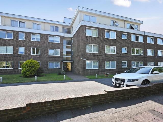 Flat for sale in Old Town, Heathlands