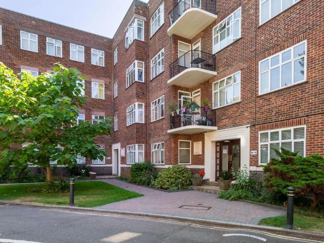 Flat for sale in Round Hill, Brighton & Hove