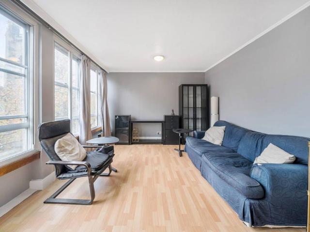 Flat for sale in Westminster, Victoria