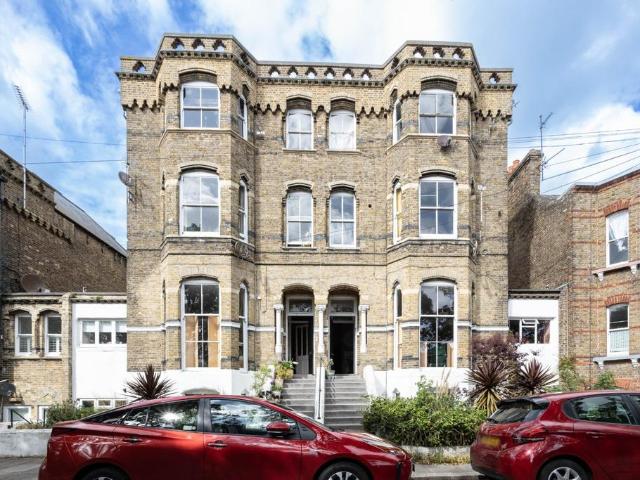 Flat for sale in Cliftonville West, Acol