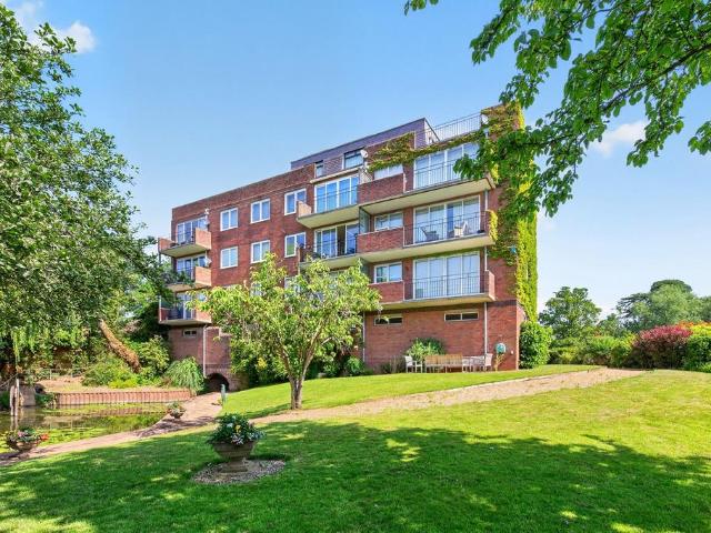 Flat for sale in Stratford-upon-Avon, Alderminster