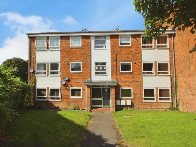 Flat for sale in Chesham