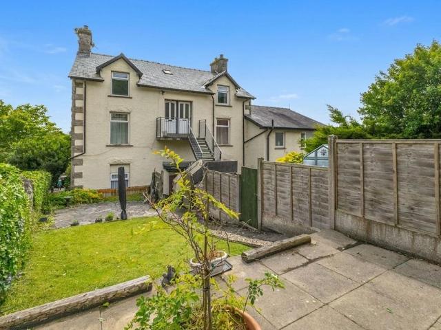 Flat for sale in Grange-over-sands