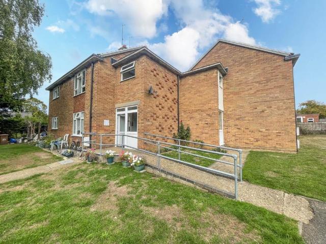 Flat for sale in Comers, Norfolk