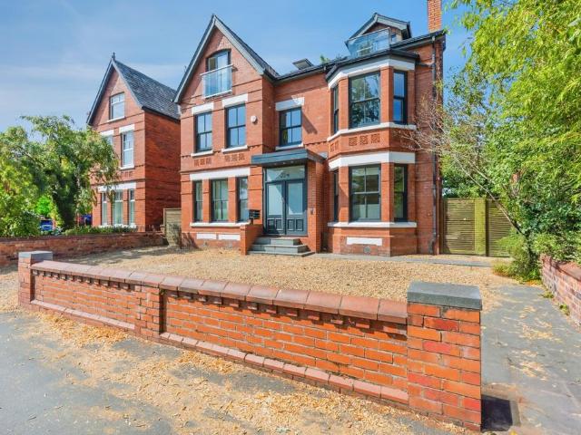 Flat for sale in Georgia, Greater Manchester