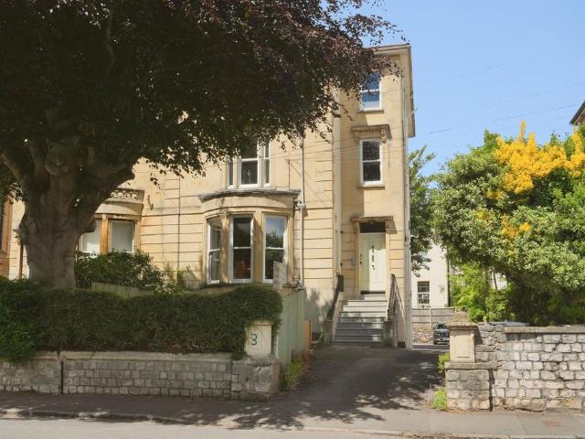 Flat for sale in Feckenham, City Of Bristol