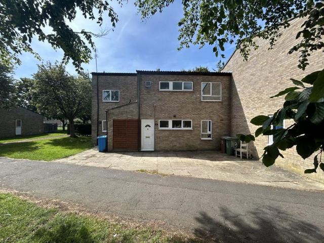 Flat for sale in Danesholme