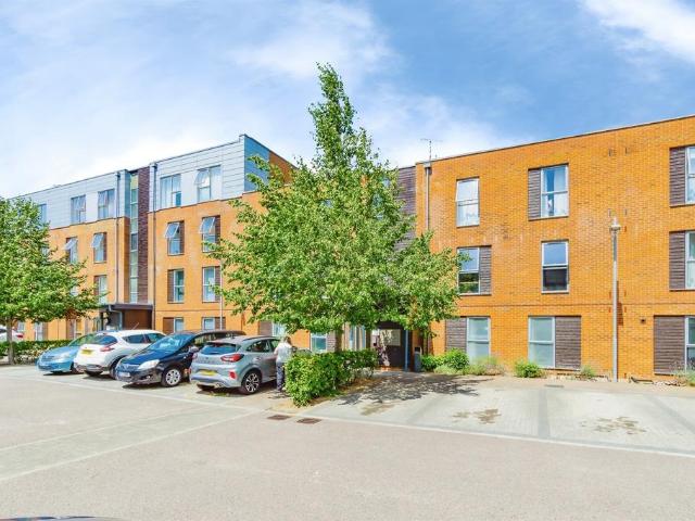 Flat for sale in St James, Sandown Park