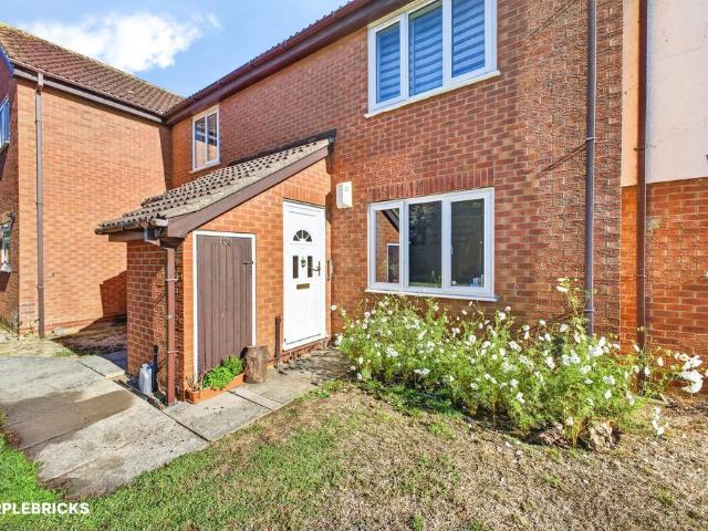 Flat for sale in Westone, Northampton