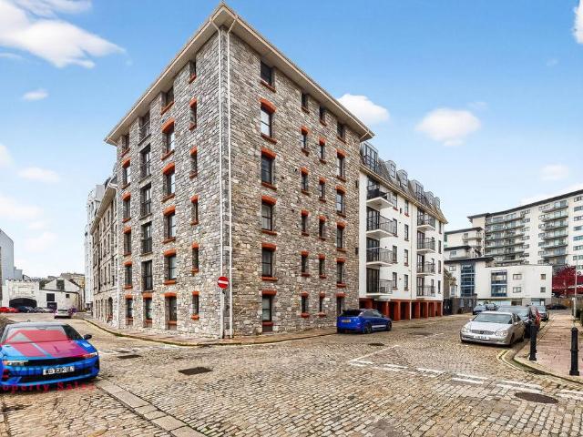 Flat for sale in Barbican, Mount Wise
